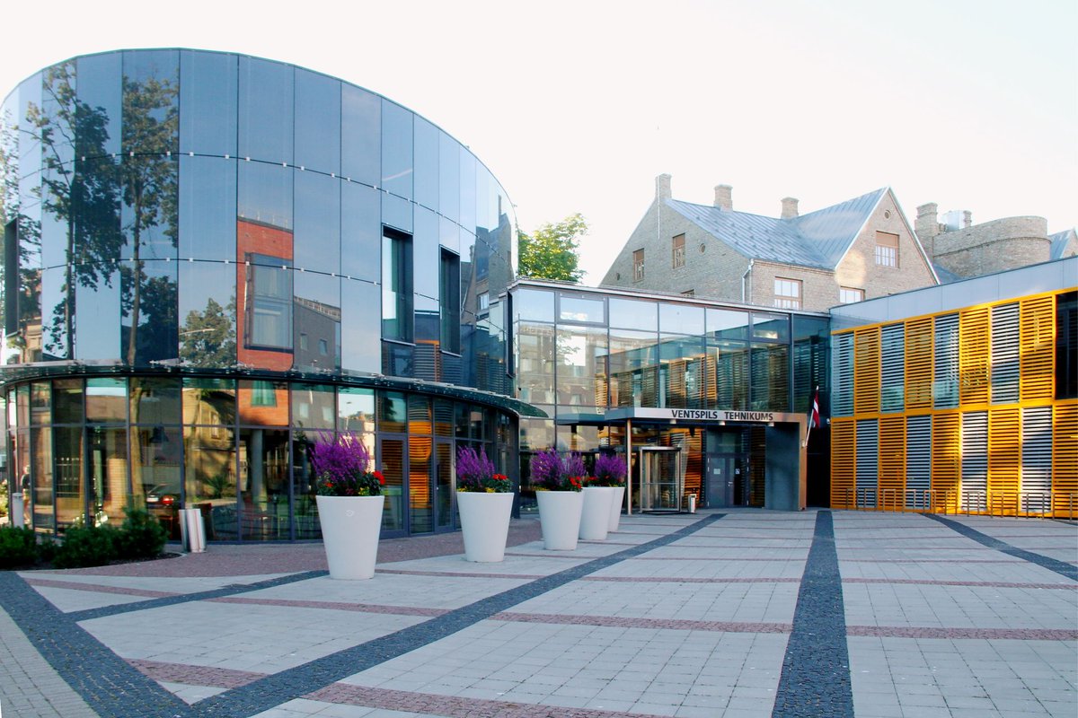 21. martā Ventspils tehnikumā norisināsies Atvērto durvju diena, aicinot ikvienu interesentu iepazīt profesionālas izglītības programmas. ventasbalss.lv/zinas/izglitib…