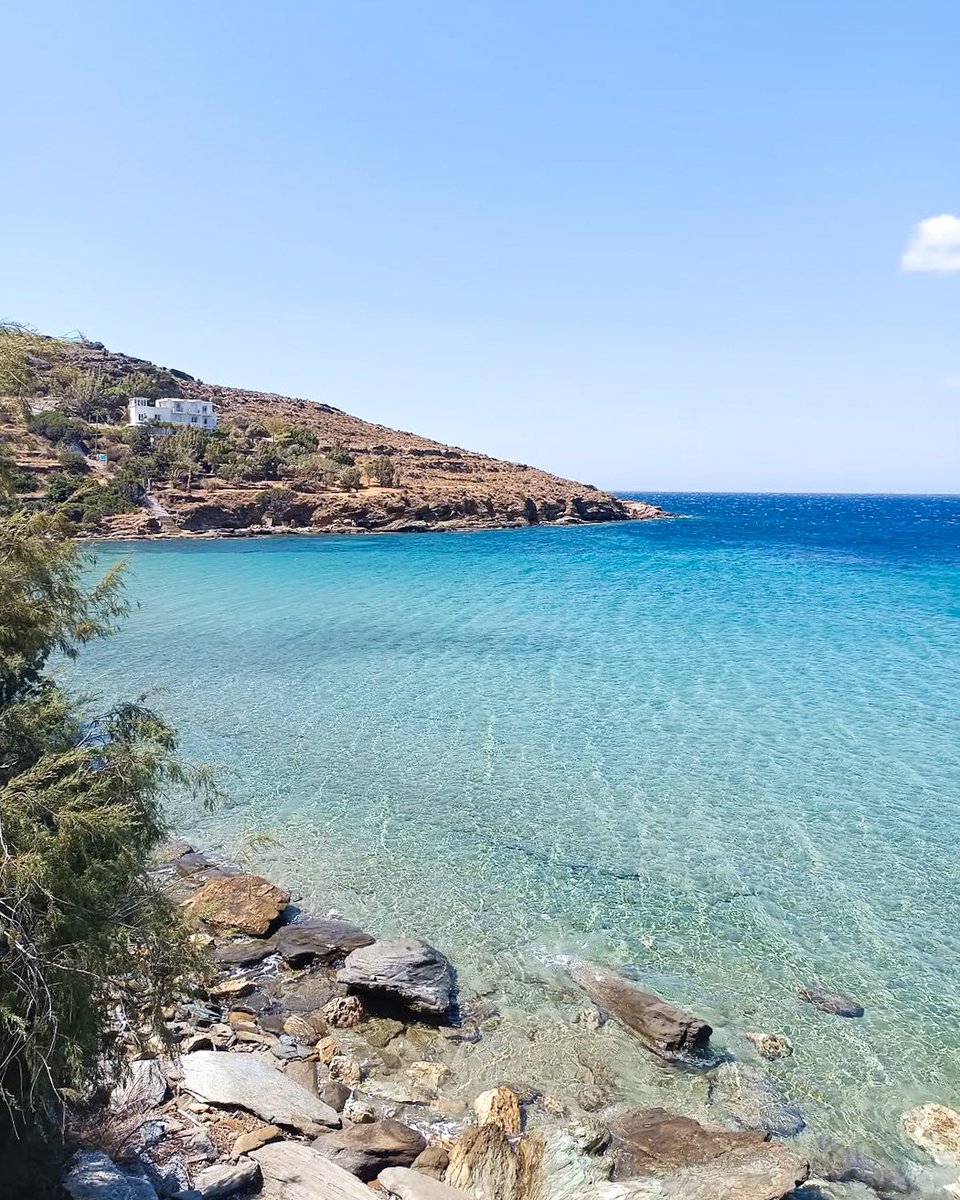 andros_secrets's tweet image. Agia Marina is a small paradise beach with clear waters. For some, it’s more than just a beach, it’s a place filled with memories that last a lifetime!💙🌊 

Explore more androssecrets.com

📸 @camillalonardoni 

#Repost #Andros_Secrets

#andros #greece #visitgreece