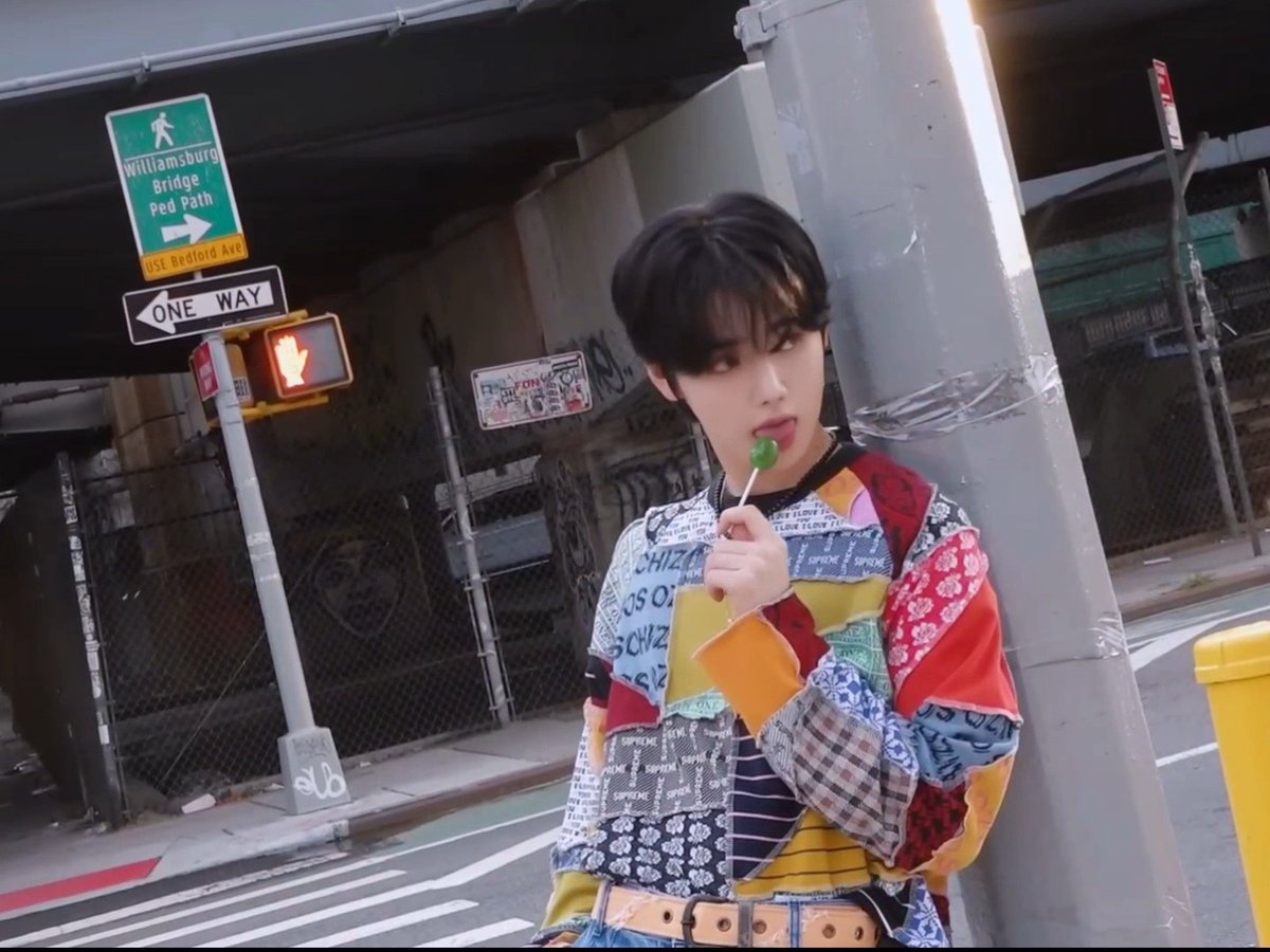 To_minhee's tweet photo. 💙❤️ https://t.co/X6ioDuhbAI