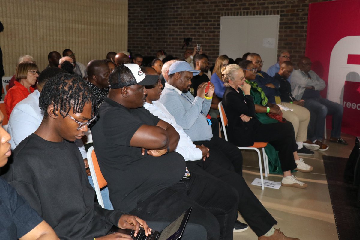 Friedrich Naumann Foundation SA (@fnf_za) on Twitter photo Photo | Last night the FNF hosted ANC Sec-Gen, <a href="/MbalulaFikile/">ANC SECRETARY GENERAL | Fikile Mbalula</a> at our first Freedom Dialogue for 2025. Moderated by <a href="/SizweMpofuWalsh/">Sizwe Mpofu-Walsh</a> - Mbalula said the ANC is restoring trust among its voters, and improving lives through the #GNU. Photo | Last night the FNF hosted ANC Sec-Gen, <a href="/MbalulaFikile/">ANC SECRETARY GENERAL | Fikile Mbalula</a> at our first Freedom Dialogue for 2025. Moderated by <a href="/SizweMpofuWalsh/">Sizwe Mpofu-Walsh</a> - Mbalula said the ANC is restoring trust among its voters, and improving lives through the #GNU.