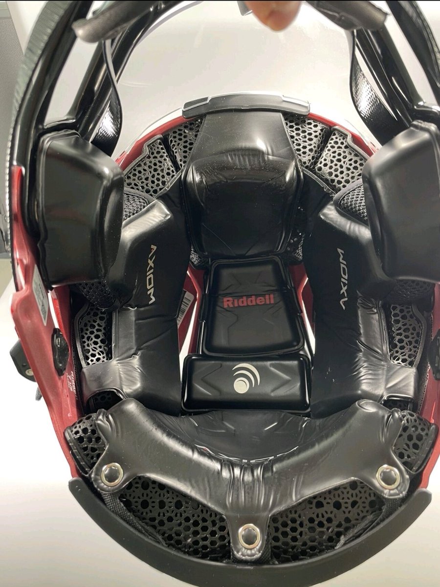 Brutal40F3's tweet image. 3D printed foam for top level protection concussion #ridell @fim @matoxley