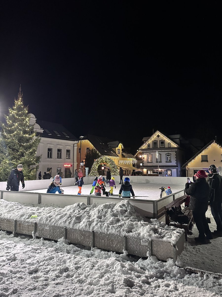 The ice-skating season at the Kranjska Gora rink is slowly coming to an end. ⛸️ The last operating day of the Kranjska Gora ice rink is Sunday, March 9, 2025. ☺️

We look forward to welcoming you again next season!