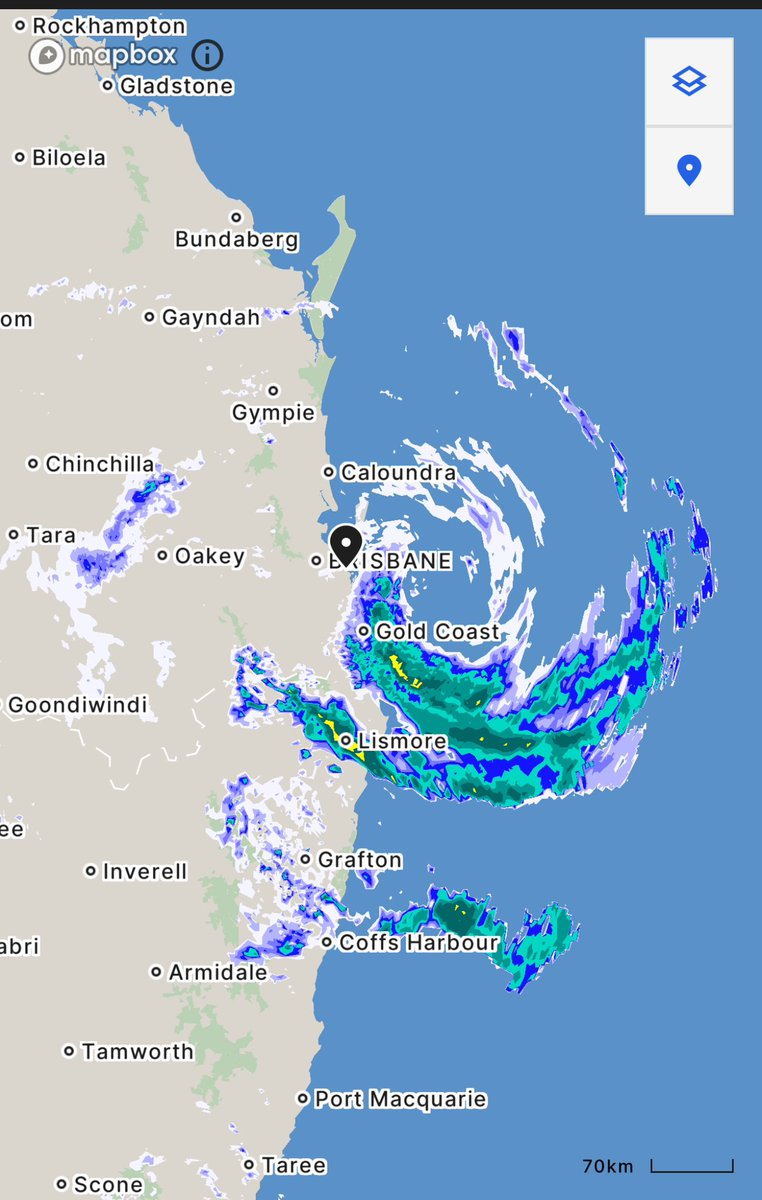 Cyclone Alfred currently Cat 2 nearing the QLD Coast, Australia fellow QLD’ers stay safe over next 24-48hrs 🇦🇺 🌀 #cyclone #cyclonealfred #QLD #Queensland #Brisbane