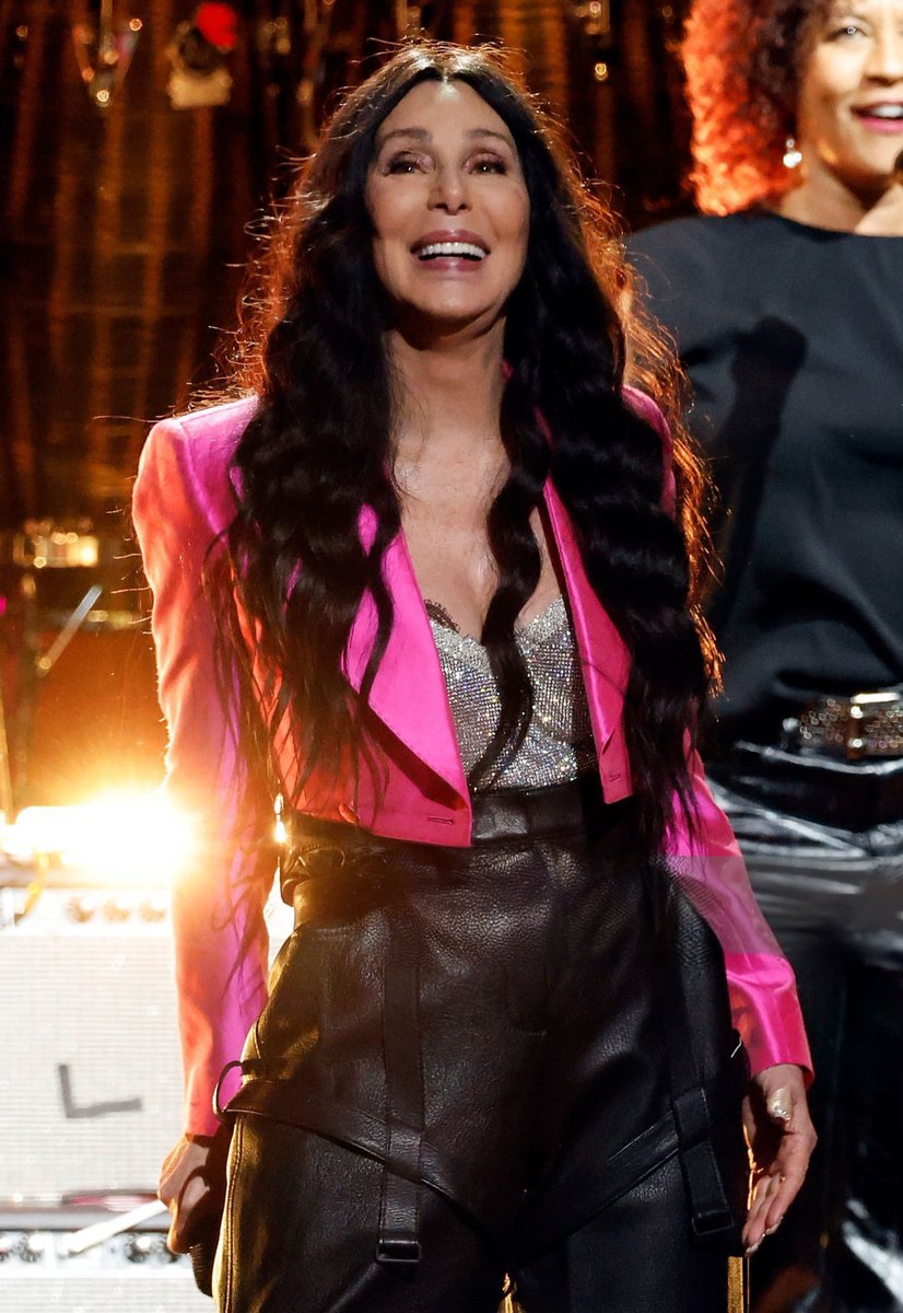 MartaElektra - FEAR NOT - ❣CHER #chercrewfamily tweet media