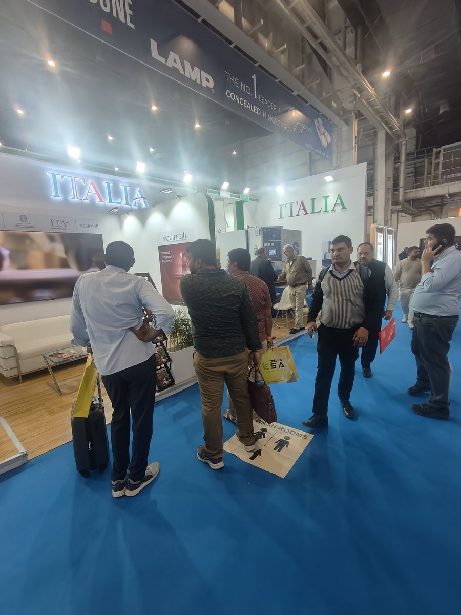 ITANewDelhi's tweet image. Day 2 at @WoodshowsIndia! A busy and exciting day at the 🇮🇹 Pavilion, connecting with business visitors and showcasing the excellence of Italian technology. Innovation, efficiency, and craftsmanship at their best! 🇮🇹🇮🇳
@Acimall_italy
#IndiaWood #ItalianTechnology #Woodworking