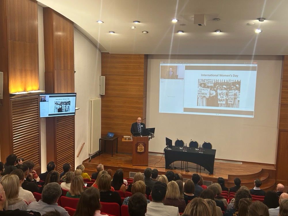 Royal College of Physicians & Surgeons of Glasgow (@rcpsglasgow) on Twitter photo Welcome to everyone at our annual Interactive Cardiology Conference. Throughout today, you’ll hear from speakers including <a href="/matthewmylee/">Matthew MY Lee</a>, Dr Sabrina Nordin, <a href="/KeithERobertson/">Keith Robertson</a> <a href="/StuartWatkins9/">Stuart Watkins</a> <a href="/aadilshaukat34/">Aadil Shaukat</a> and <a href="/Hartos84/">Louise Hartley</a>. Welcome to everyone at our annual Interactive Cardiology Conference. Throughout today, you’ll hear from speakers including <a href="/matthewmylee/">Matthew MY Lee</a>, Dr Sabrina Nordin, <a href="/KeithERobertson/">Keith Robertson</a> <a href="/StuartWatkins9/">Stuart Watkins</a> <a href="/aadilshaukat34/">Aadil Shaukat</a> and <a href="/Hartos84/">Louise Hartley</a>.