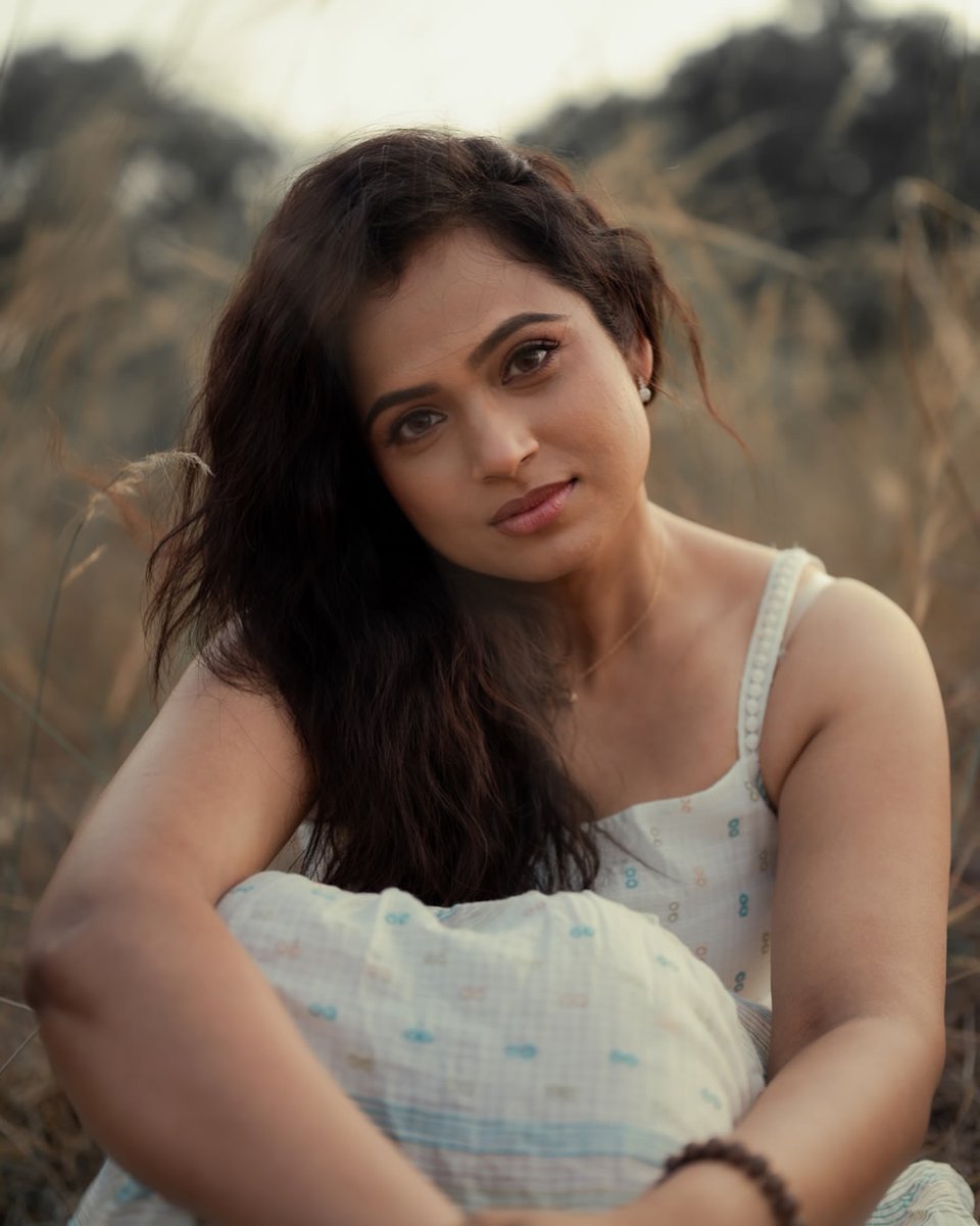 KollywoodCinima's tweet photo. #RamyaPandian Stunning Look

📷 @iamramyapandian 😍♥

#KollywoodCinima #KcGallery #Sai ✨ https://t.co/DXJeK6DcNJ