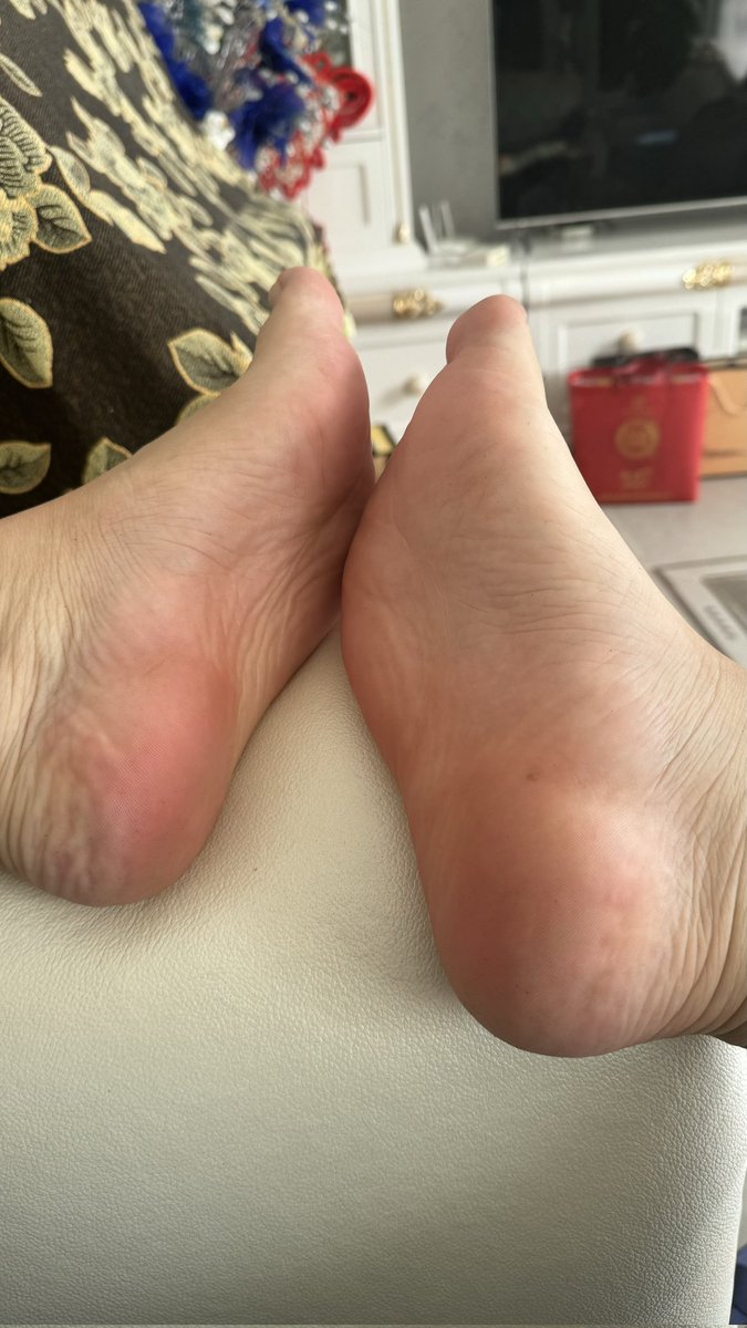 Thursdaytorelax's tweet photo. 发点看看有没有人看 https://t.co/brDqAcSXAz