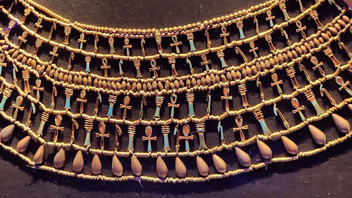 4千年前の細かいアンクが散りばめられた王女の首飾り（3枚目）、銀・金