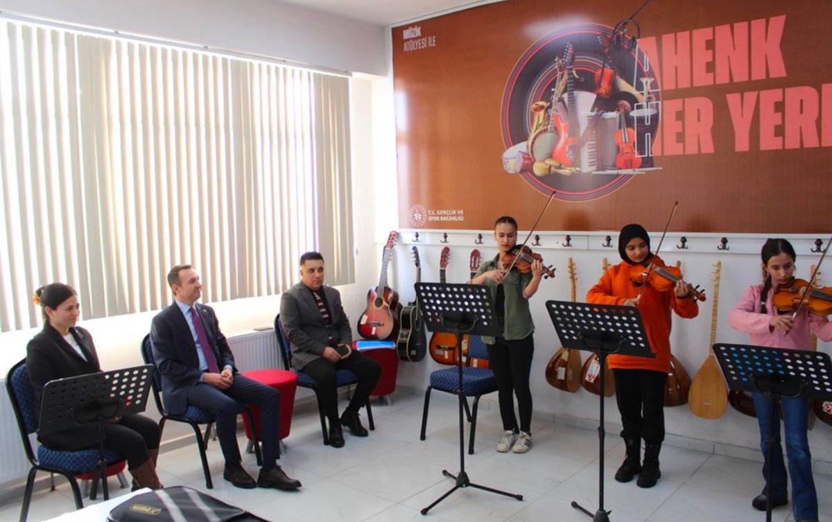 Her Öğrenci Bir Enstrüman Çalışması İle Öğrencilerimiz Farklı Enstrümanları Öğrenme İmkanı Buluyor
