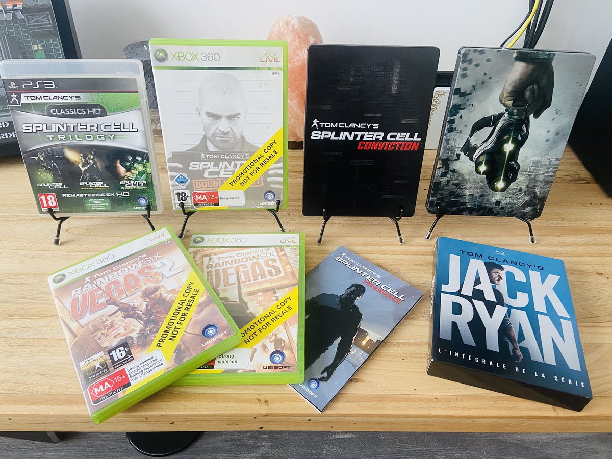 KiraThedea11512's tweet image. J'aimerais bien voir un nouveau jeu #TomClancy, comme à l'âge d'or de cette superbe licence. 
Depuis #GhostReconWildlands, je trouve que les jeux sont devenus moins intéressants. Donnez-nous un nouveau #SplinterCell @UbisoftFR 🩵