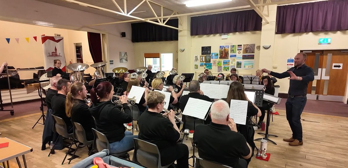 Renfrew Burgh Band tweet media