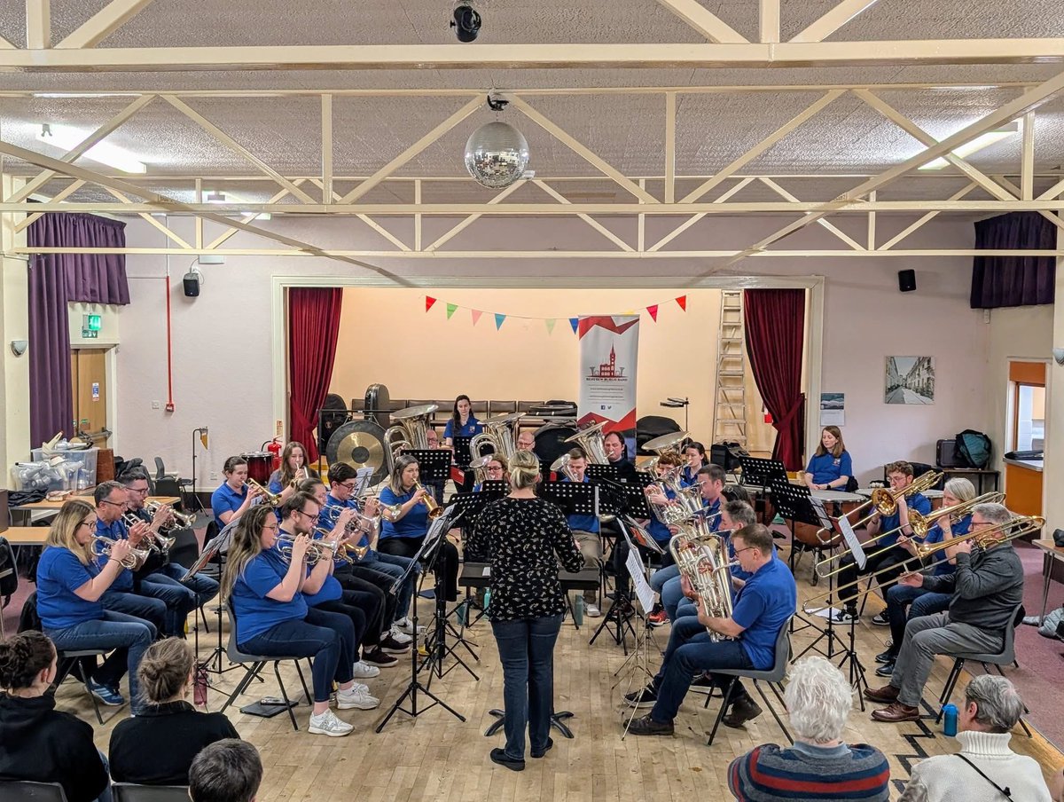 Renfrew Burgh Band tweet media