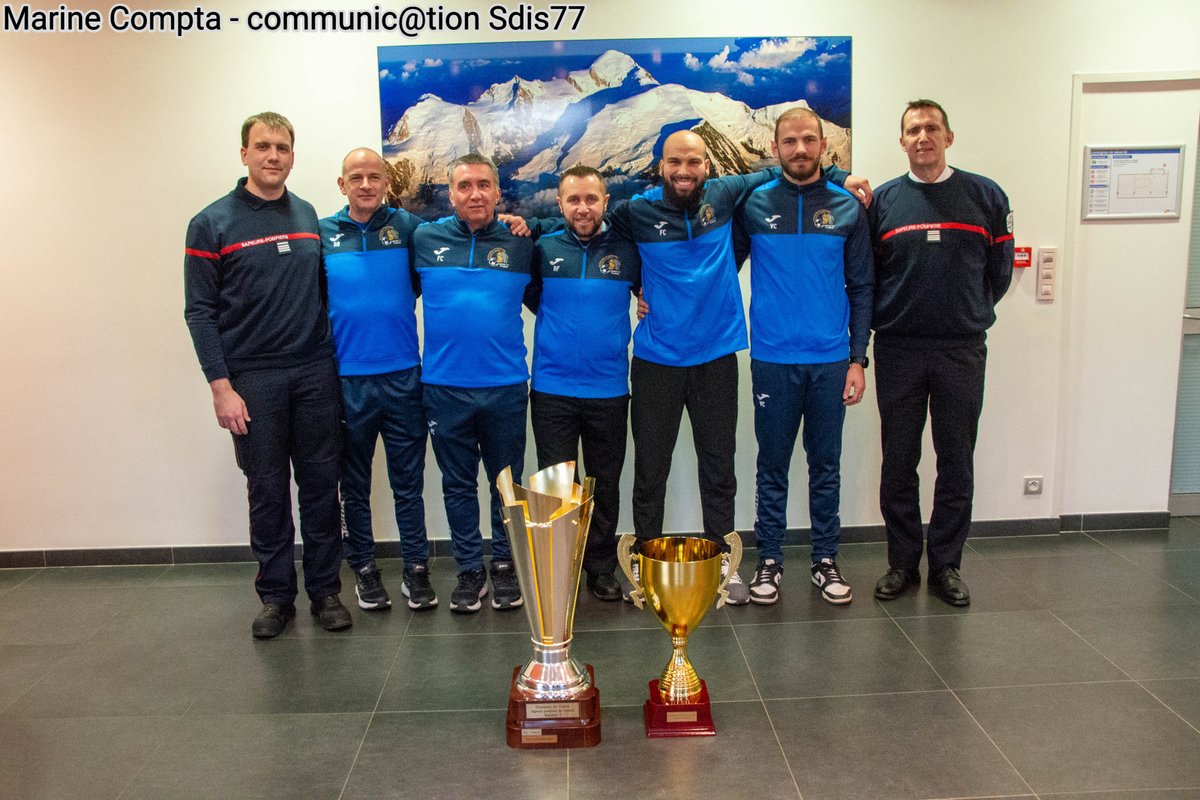 Sapeurs-Pompiers 77 tweet media