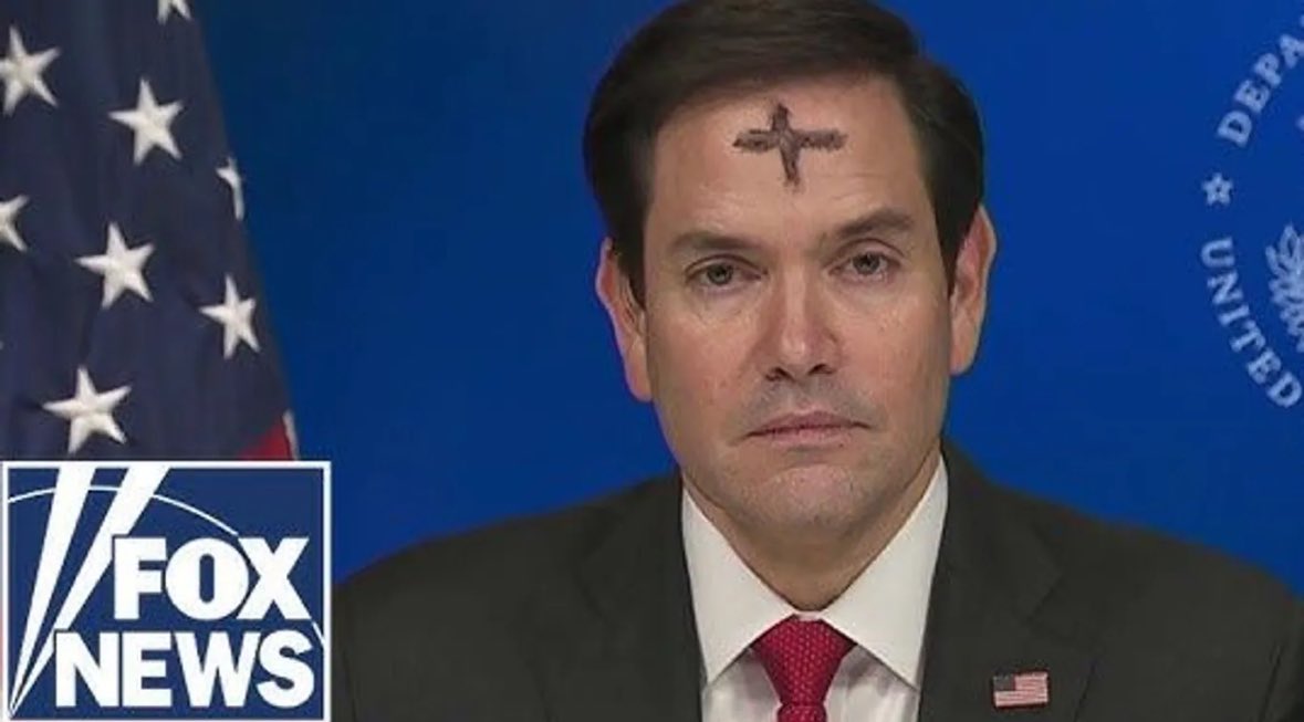 „US-Außenminister Blinken mit Aschekreuz auf der Stirn live bei Fox News – kurzzeitig Verwirrung im Studio: War es ein geheimes CIA-Signal? Ein neues Deep-State-Logo? Oder doch nur der Versuch, die Zielgruppe von Tucker Carlson direkt anzusprechen? #Aschermittwoch #FoxMiracle“