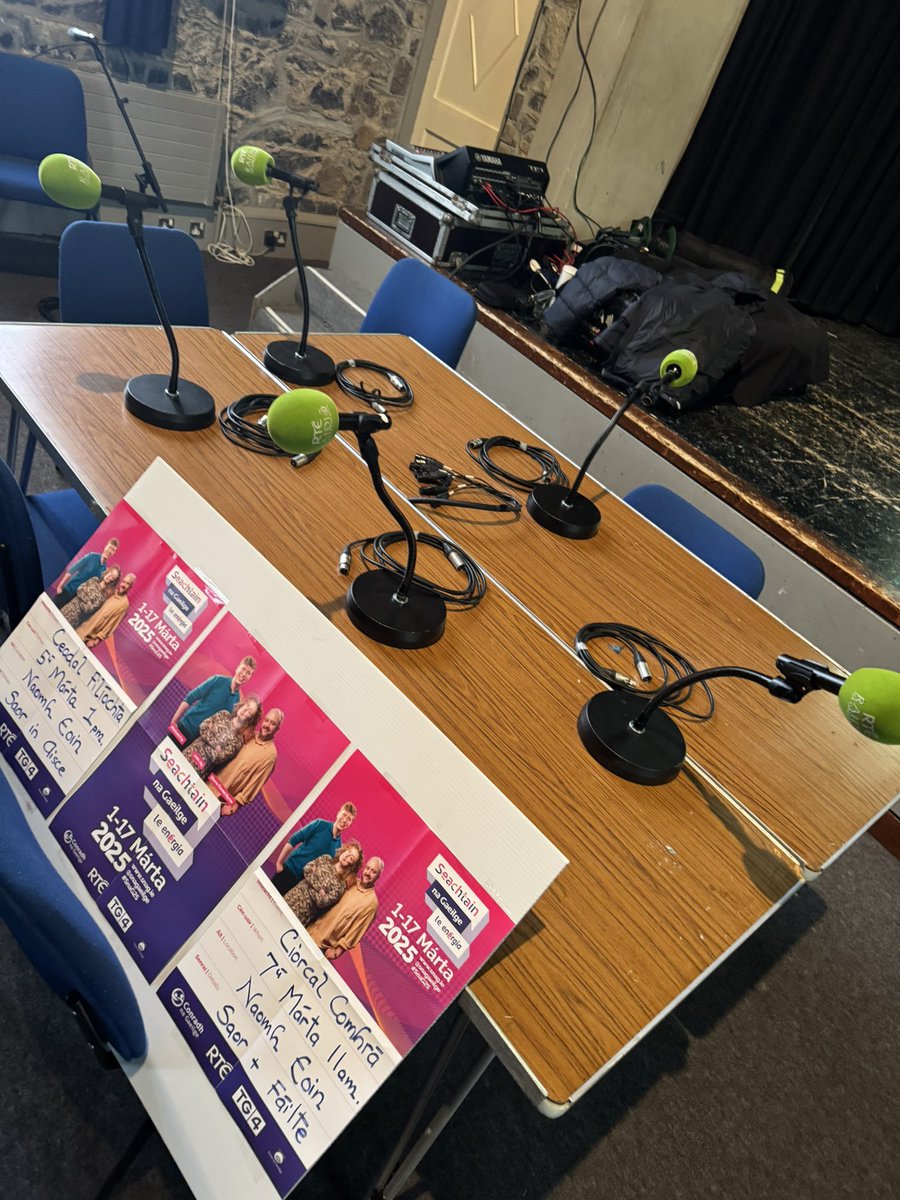 Táimíd fierce excited le maidin, we are celebrating <a href="/SnaGaeilge/">Seachtain na Gaeilge le Energia</a> agus tá Brian anseo le <a href="/RTERnaG/">Raidió na Gaeltachta</a>, tá <a href="/SlaineNi/">Sláine</a> ag teacht, beidh Breanndáin Begley and an Kerry Cowboy ag teacht, bhí <a href="/ainenichuaig/">Áine Ní Chuaig</a> ag playing her tin whistle! Roc n Ról! 
<a href="/KerryCoArts/">Kerry County Arts</a>  <a href="/artscouncil_ie/">The Arts Council / An Chomhairle Ealaíon</a>  <a href="/Listowel_ie/">Listowel.ie</a>