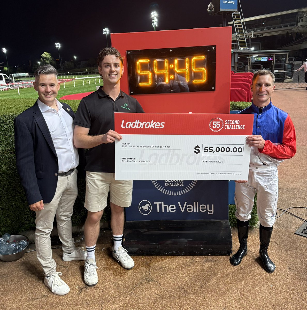 Moonee Valley Racing Club (@thevalley) on Twitter photo SHIRSHOV makes history!
He becomes the first horse ever to win the Ladbrokes 55 Second Challenge, and this season he did it in equal track record time - 54.45 seconds.
Congratulations to the <a href="/pstokesracing/">Phillip Stokes Racing</a> team on claiming the $55,000 cheque! SHIRSHOV makes history!
He becomes the first horse ever to win the Ladbrokes 55 Second Challenge, and this season he did it in equal track record time - 54.45 seconds.
Congratulations to the <a href="/pstokesracing/">Phillip Stokes Racing</a> team on claiming the $55,000 cheque!