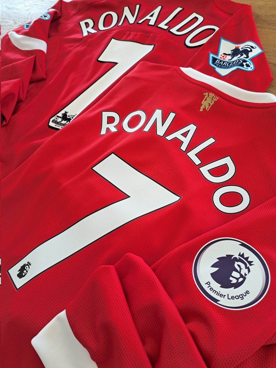 2004 - 2021. Two long sleeved home shirts from either end of Ronaldo's career at Old Trafford.

Both added online this week.

classic11.com 

#MUFC #Classic11 #classicfootballshirts
