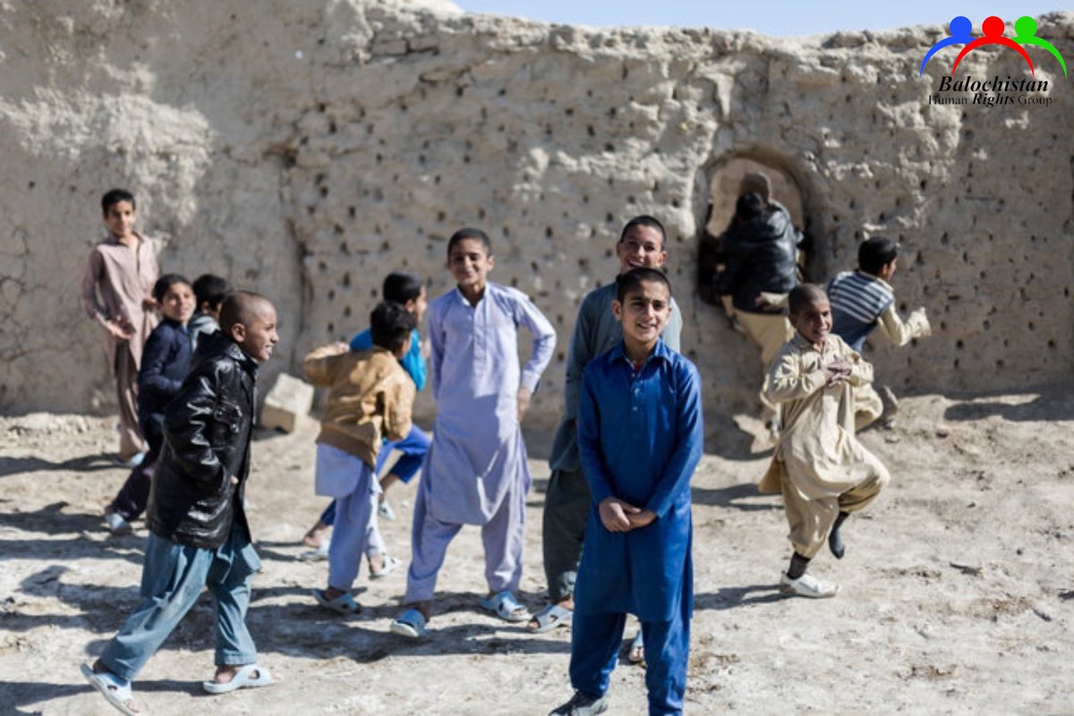 BHRG_1's tweet photo. Over 80,000 Baloch students have dropped out of school in the past 12 years,while Iran's government fails to ensure their right to education.  

Read the full report: [https://t.co/Dbyh3xHUx9] https://t.co/0S7mlHTY4H