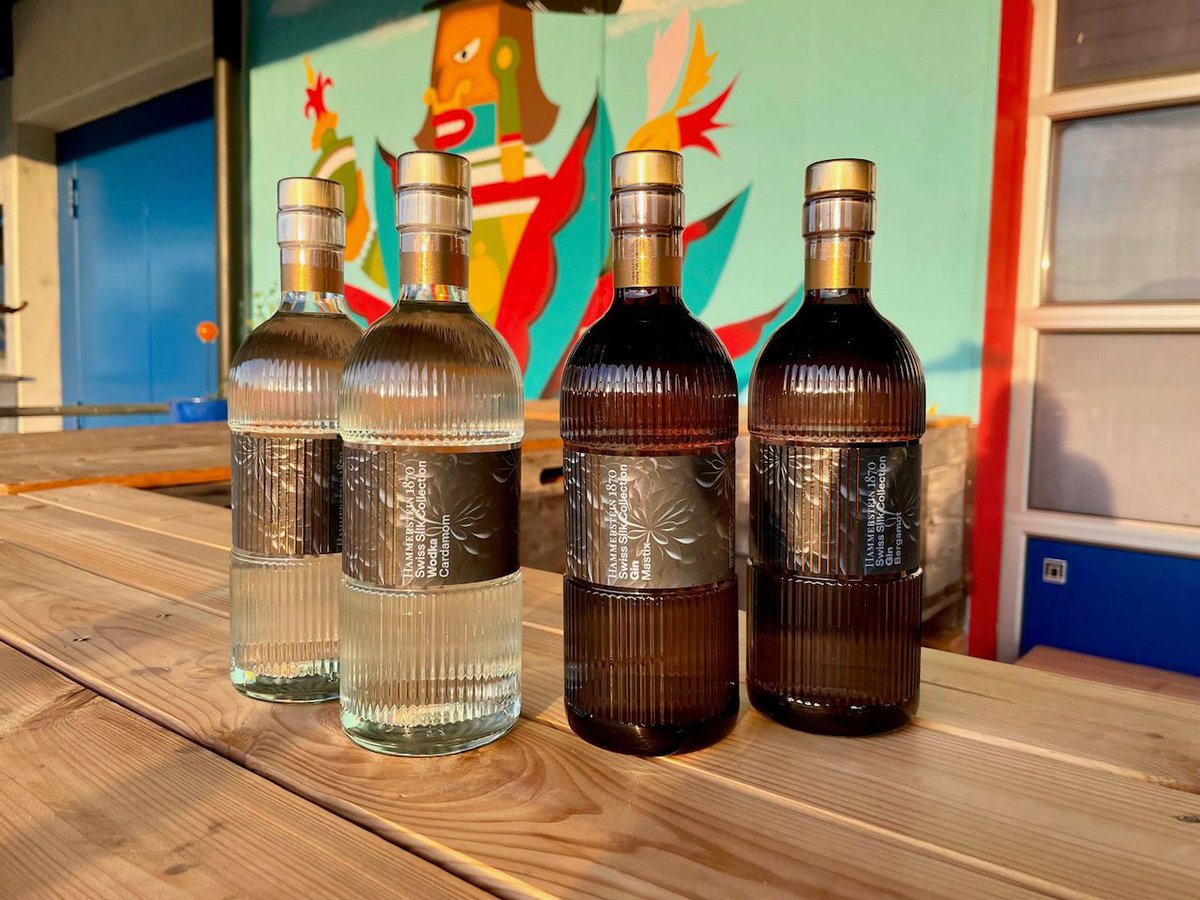 WILLKOMMEN BEI HAMMERSTEIN 1870
Natur pur – Handwerk – Zeit – sonst nichts!

THE WILD ALPS DISTILLERS
2016, inspiriert von einer kreativen Auszeit in der Villa Maund in den Alpen, gründeten Theresia und Peter Angel-Hämmerle „THE WILD ALPS DISTILLERS“.

casadeltequila.ch