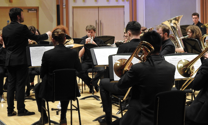 Martin Harris Centre (@mhcentre) on Twitter photo Join us in our first Ensembles Extravaganza concert of 2025, showcasing the many ensembles of the <a href="/MUMusicSociety/">MU Music Society</a> – wind orchestra, string orchestra and brass band.
📅 Sat 15 Mar
⏰ 2-4.30pm
🎟 £11.50 / £7.50 / £3.75 / Free
events.manchester.ac.uk/event/event:r1… Join us in our first Ensembles Extravaganza concert of 2025, showcasing the many ensembles of the <a href="/MUMusicSociety/">MU Music Society</a> – wind orchestra, string orchestra and brass band.
📅 Sat 15 Mar
⏰ 2-4.30pm
🎟 £11.50 / £7.50 / £3.75 / Free
events.manchester.ac.uk/event/event:r1…