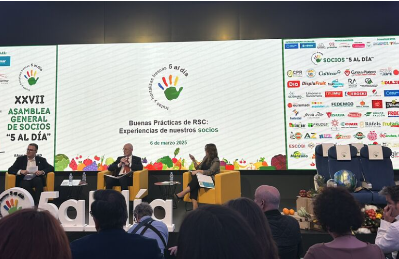 💚Para FEDEMCO es un placer colaborar con <a href="/5aldiaspain/">5 al día</a>  en la divulgación de los beneficios del consumo de al menos 5 raciones diarias entre frutas🍊 y hortalizas frescas 🍆y en la mejora de los hábitos alimentarios de nuestra sociedad
Enhorabuena!!!
#Asamblea5Aldia
#25añosABordo