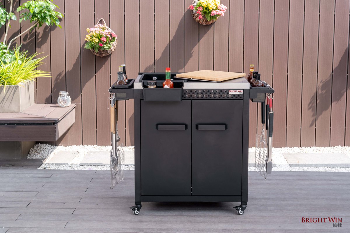 BrightWin_Grill's tweet photo. 🔥 Outdoor Kitchen Essentials, Delivered!
The Comino Series has everything you need:
🧊 Ice Bucket &amp; Cutting Board – chill drinks, chop like a pro.
🚰 Sink &amp; Tap – no more running inside to wash up.
#OutdoorKitchen #BBQEssentials #MediterraneanStyle #BackyardChef #FoodieLife https://t.co/Kq9pXZvauR