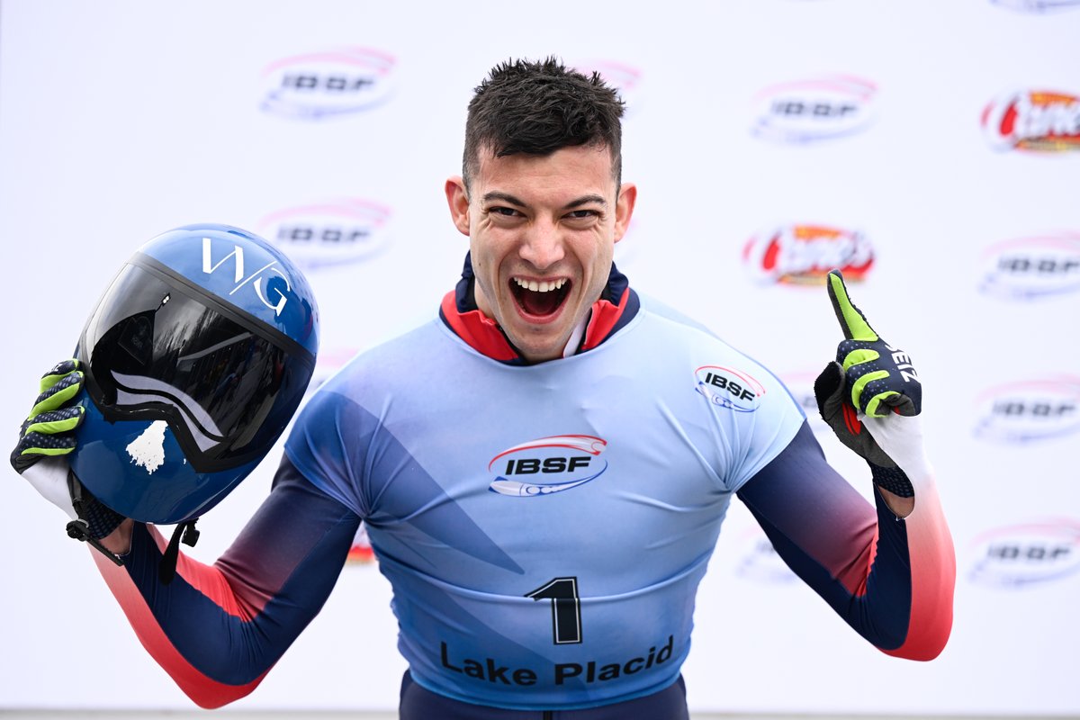 Sitting pretty 👌

Matt Weston holds a 0.89s lead at the halfway stage of the Skeleton World Championships, with teammate Marcus Wyatt in second - they are back on the ice at 3.45pm GMT ⏰

<a href="/The_BBSA/">British Bobsleigh and Skeleton Association</a>