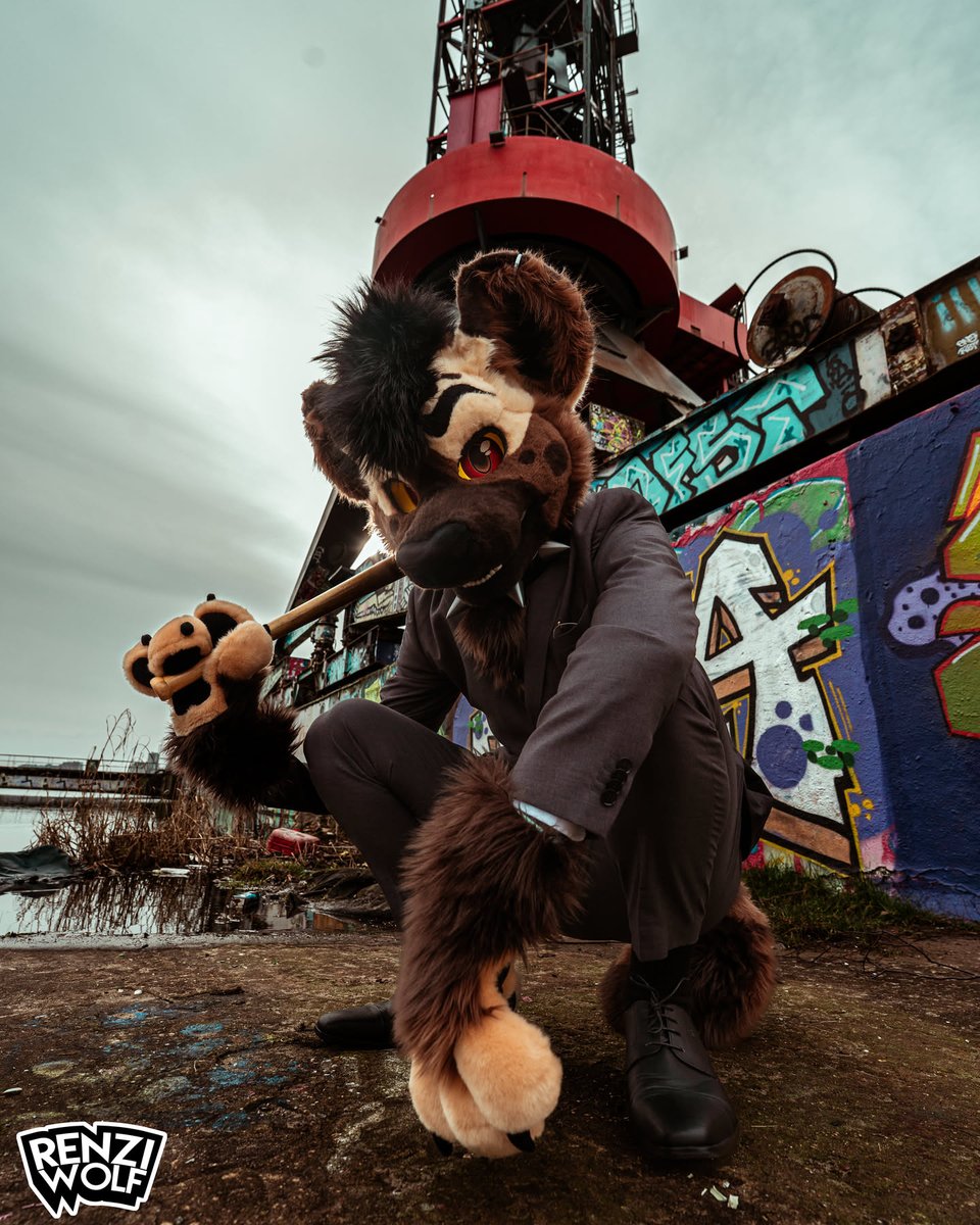 ThatGoldenWolf (@thatgoldenwolf) on Twitter photo I dont think he's approaching to help you-
#FursuitFriday
π§΅ <a href="/OktaviasCsuits/">Oktaviaβs Creatures</a>
π· <a href="/RenziWolf/">Renzi Wolf</a> I dont think he's approaching to help you-
#FursuitFriday
π§΅ <a href="/OktaviasCsuits/">Oktaviaβs Creatures</a>
π· <a href="/RenziWolf/">Renzi Wolf</a>
