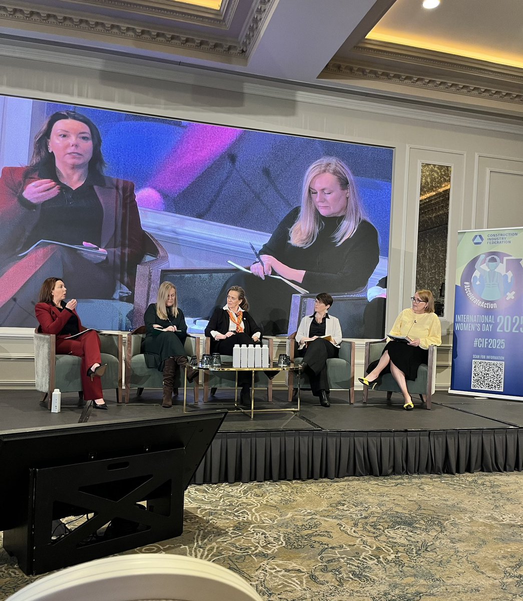 Sinead Cullen shares her powerful story that drives her passion for financial planning - very moving.
And also her quote “Women live longer, we give more, and we leave ourselves with less in retirement” 👀 #cif2025 #IWD2025