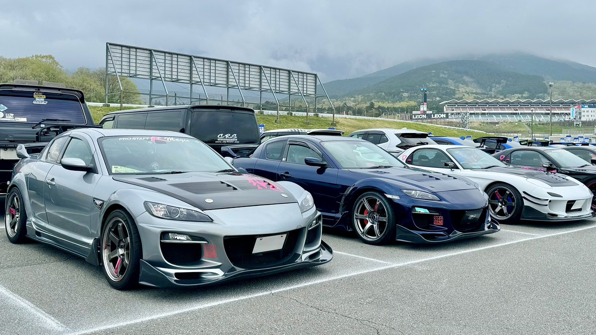 RX_8_RYO's tweet photo. RAYS VOLK RACING
TE37 &amp; TE037 &amp; TE37 スリーショット💫

#3月7日はTE37の日  #TE37の日 
#RMagic https://t.co/1re9Rop95E