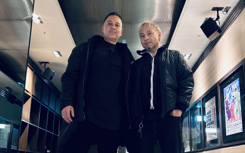 jwave813fm's tweet photo. 【#DEEPDISH の #DUBFIRE がゲスト!】
金曜27時から #KOKIMURA
『TOKYO M.A.A.D SPIN』
グラミー賞受賞アーティストであるDEEP DISHのDUBFIREが登場!
世界のクラブシーンの今やDJがキャリアを重ねる価値についてトーク!
そして、DJ SETを披露!
🎧https://t.co/0d7gboPRXx
#jwave #maadspin https://t.co/vlgZAWmMgH