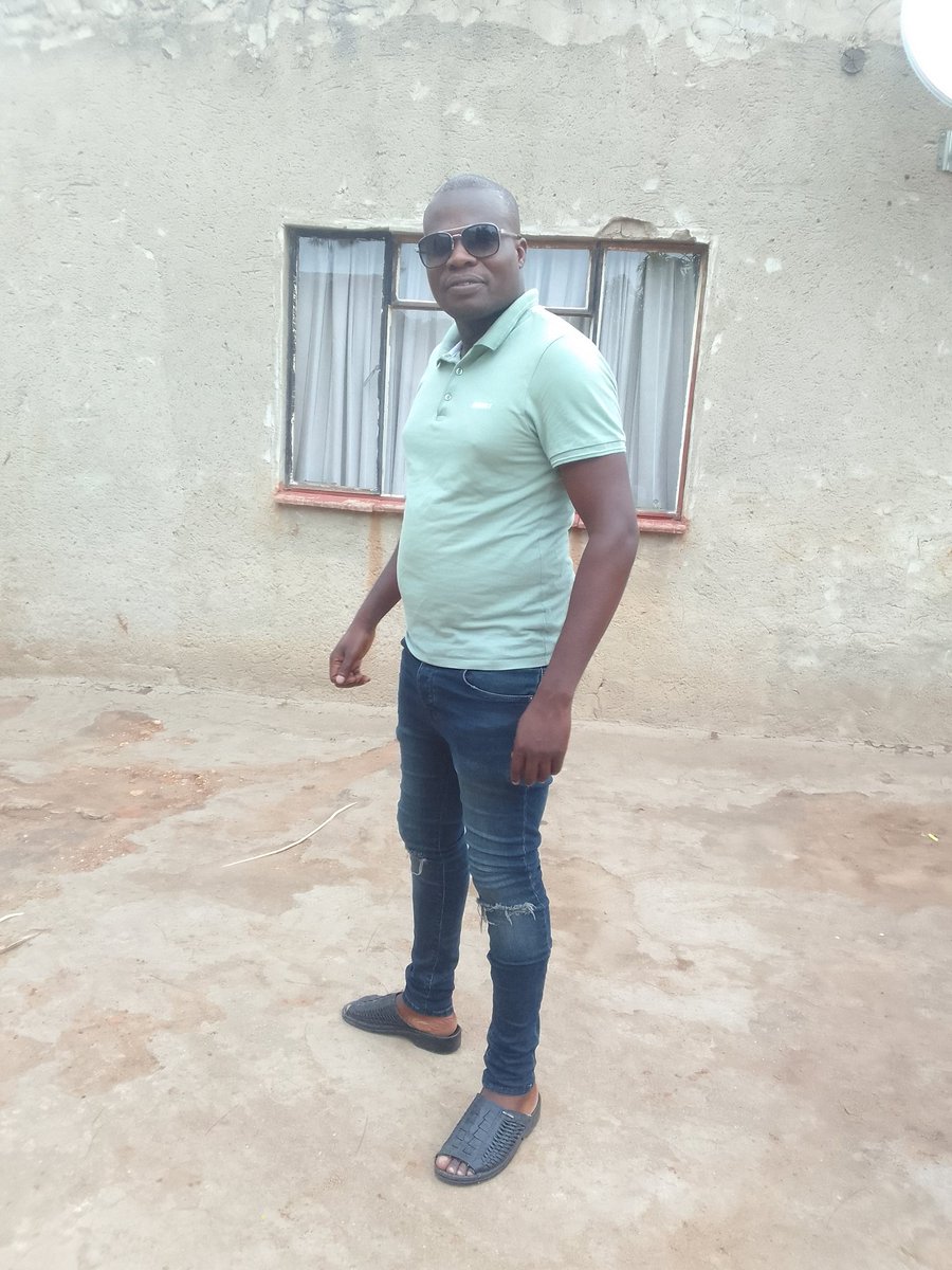 Friday mood 
#imzazathing 
#itsFridayBabe