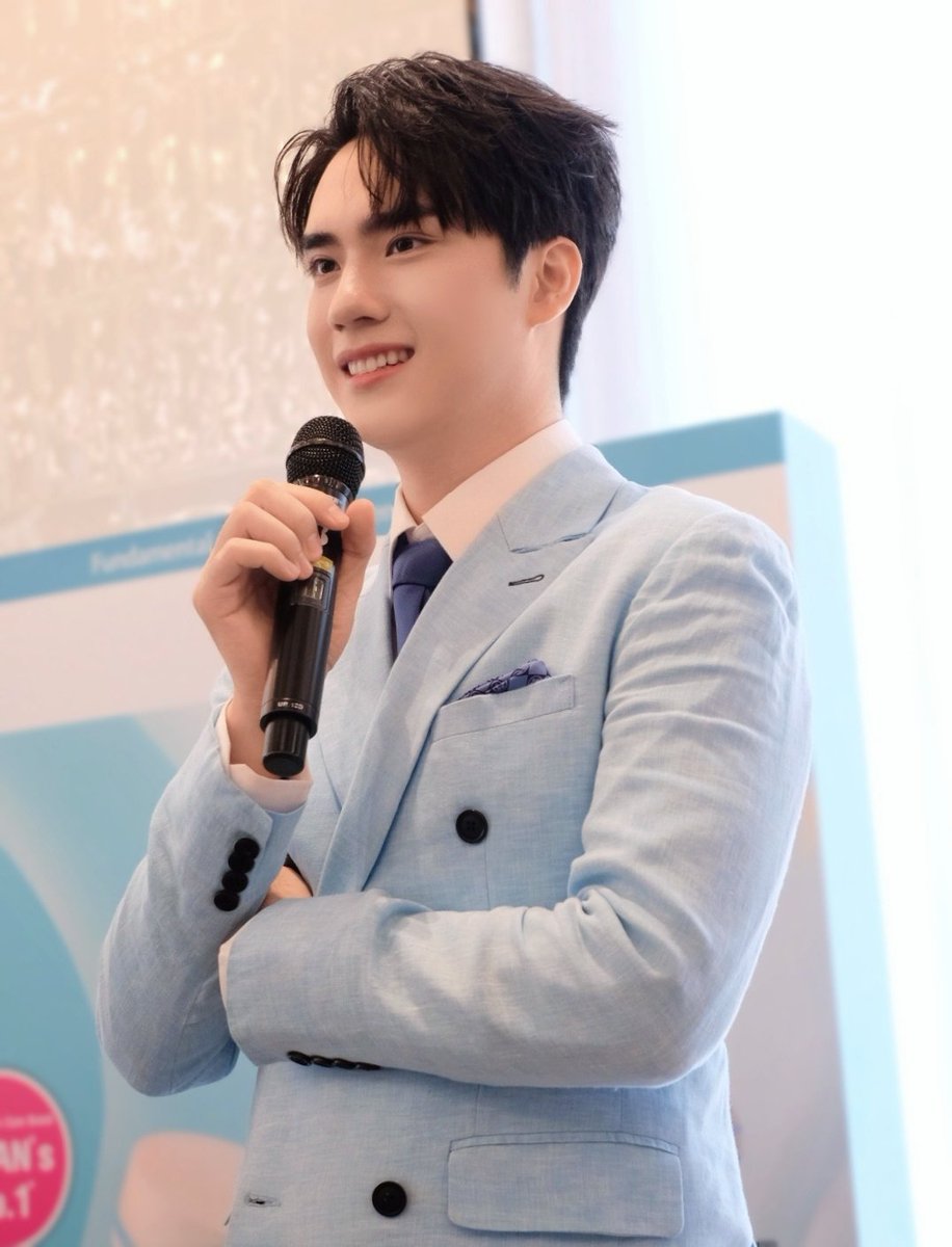 ออกกำลังกายเหนื่อยมั๊ยงับ สู้ๆน๊า เป็นกำลังใจให้ตี๋เสมอในทุกๆเรื่องเลย รักนะคะสุดหล่อ🥰💕
#CURELxWATSONSxTEeLuckyFan
#TEeThanapon #ตี๋ธนพล