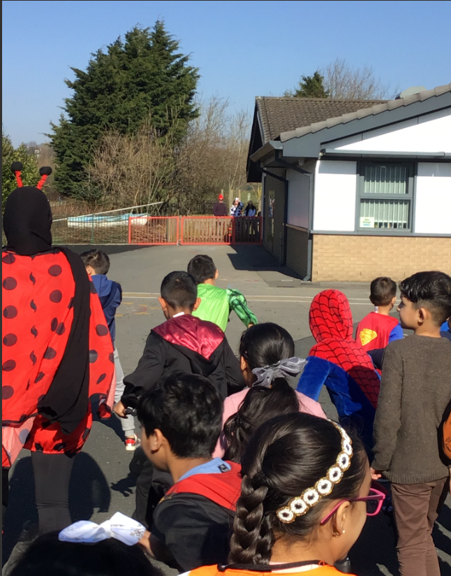 LapagePrimary's tweet image. Lanky Len and Hefty Hugh stole the prize cow, luckily, they were foiled by the fabulous children in Year 1,2 and 3. 
#LapagePrimary #KS1 #worldbookday2025