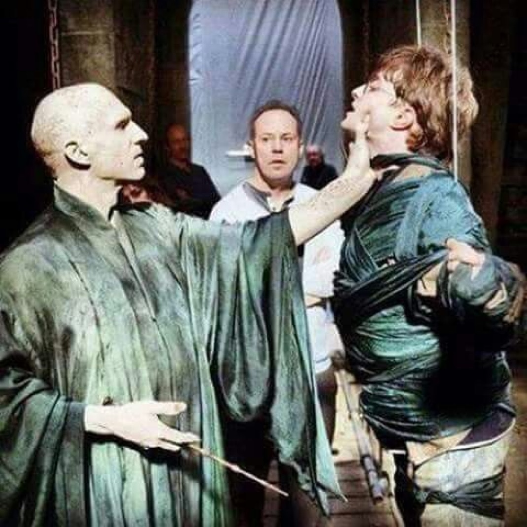TheDailyHPotter's tweet photo. Behind the scenes 🎬 https://t.co/h8xW4b3pQR