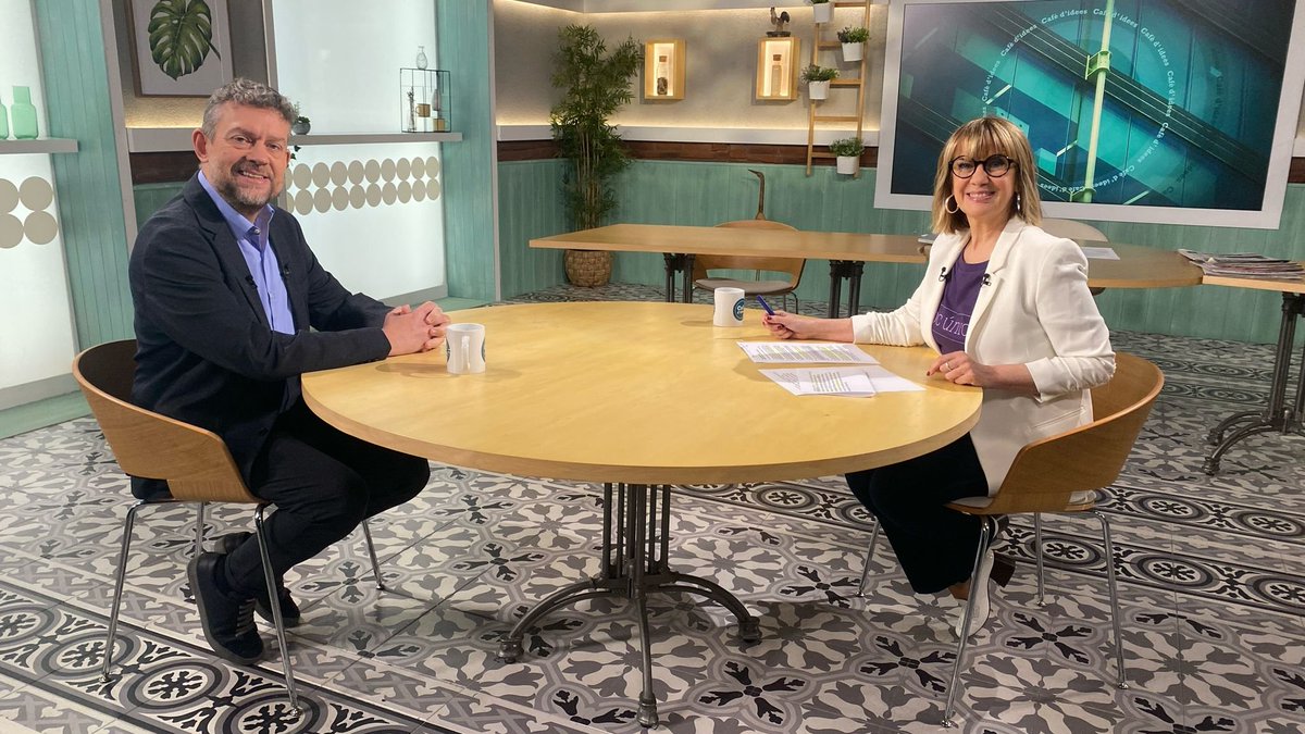 ☕️ Primera hora del <a href="/cafedidees_rtve/">Cafè d'idees</a>

📌 Entrevista <a href="/fmarcalvaro/">Francesc-Marc Álvaro</a> <a href="/Esquerra_ERC/">Esquerra Republicana</a>
📌 El #MWC25 arriba a xifres rècord prepandèmia | <a href="/IvanExpositoS/">Ivan Expósito</a>
📌 Barça goleja al Madrid | #CopaDeLaReina
📌#ElTemps | <a href="/SergiLoras/">Sergi Loras</a> <a href="/eltemps_rtve/">El Temps</a> 

📻rtve.es/a/16480622