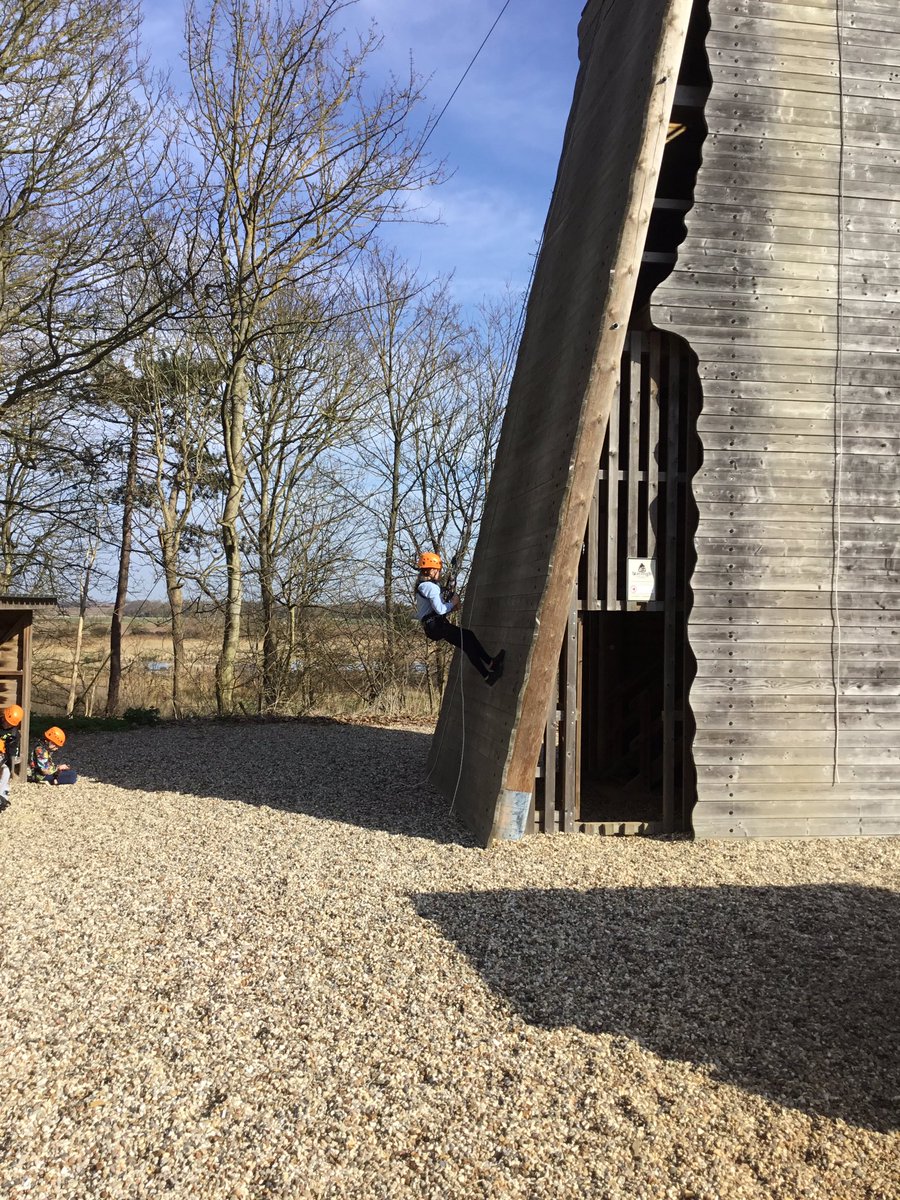 PrettygateJun's tweet image. 