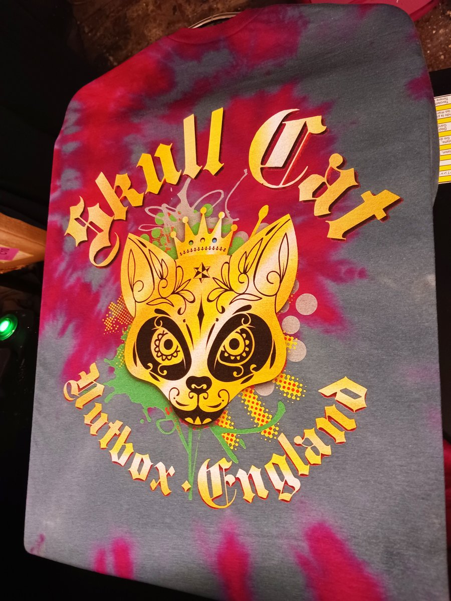 Skull Cat Logo © T-shirt various colours

skullprint.co.uk/shop/ols/produ…