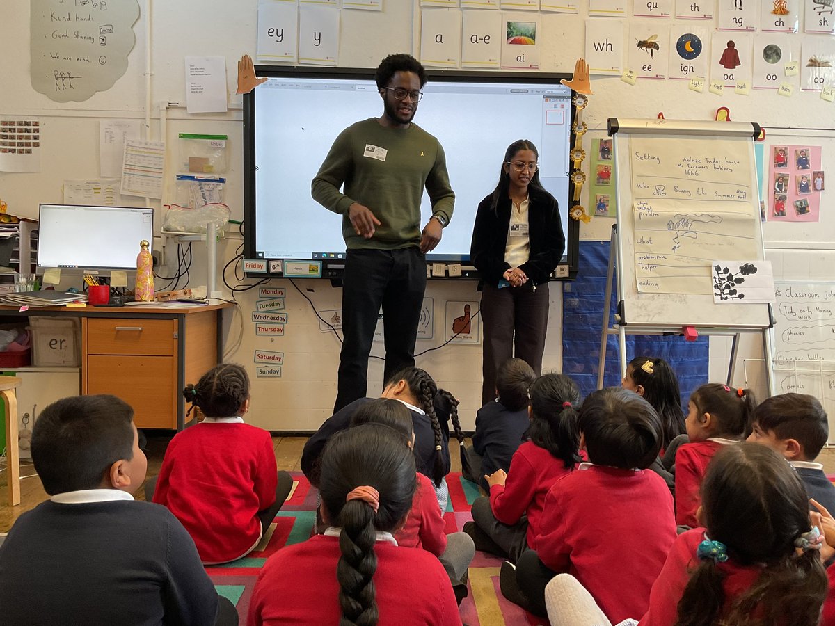 MayflowerSch's tweet image. #WorldofWorkWeek #WOWW Morgan Stanley Software Engineers came to talk to #year1 about their jobs -software, algorithms and Matisse shared what they wanted to be when they grow up.