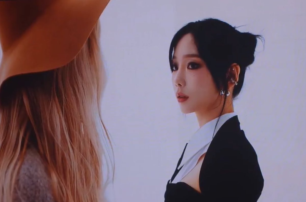 2025 taeyeon meeting 2015 taeyeon 😭