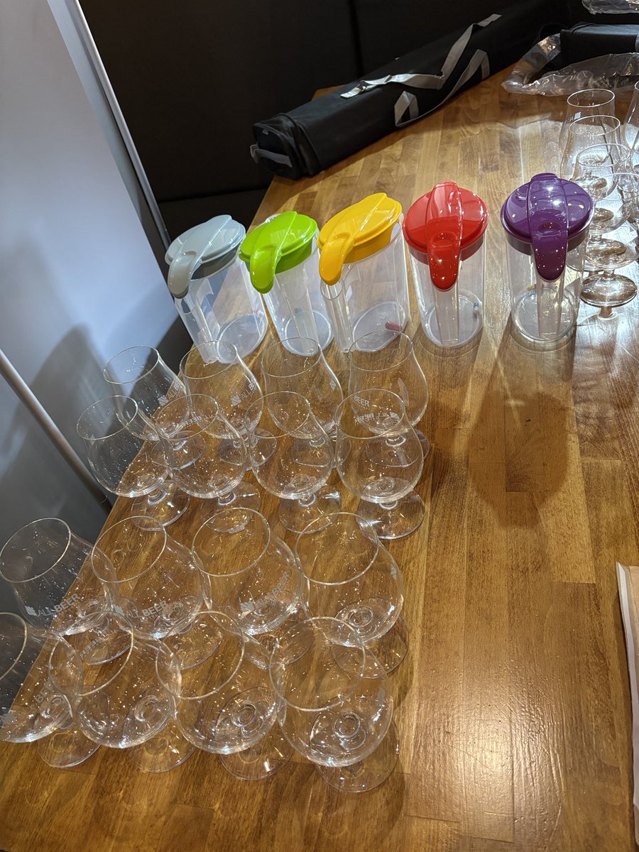 And…we’re off with the ⁦⁦<a href="/Beer_Sommeliers/">Guild of Beer Sommeliers</a>⁩ assessment day in Sheffield. 16 beer styles, beer and food pairing, &amp; off flavour identification. Good luck to our talented candidates. 🍻