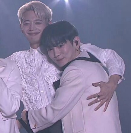 freakeychoice's tweet photo. ಥ⁠_⁠ಥ https://t.co/sf9eTmaXyH