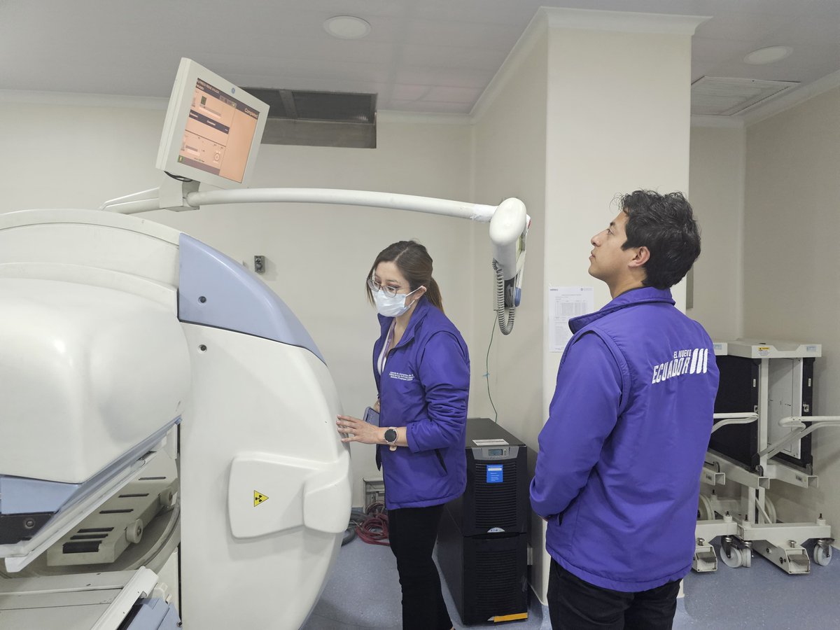 📍 #Quito | Realizamos el seguimiento al plan de acción del <a href="/HCAM_IESS/">Hospital Carlos Andrade Marín</a>, visitamos las áreas remodeladas donde previamente se levantaron observaciones.
Comprobamos que el establecimiento cuenta con la documentación y verificables requeridos, obteniendo una calificación de 100%.