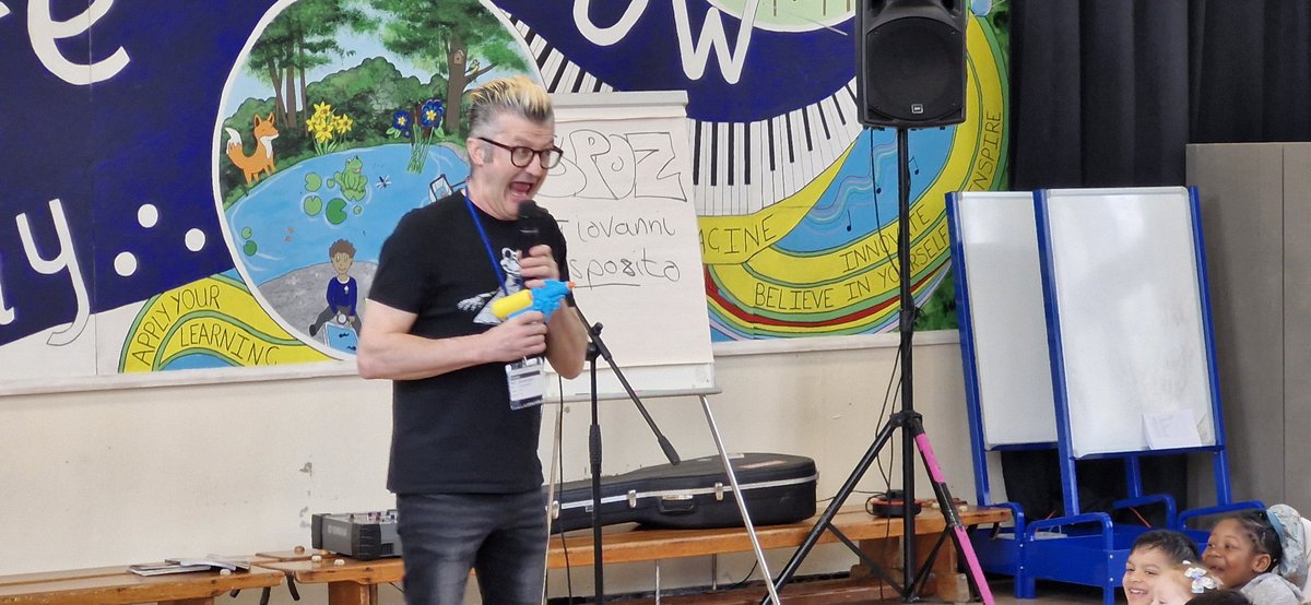 Claregate Primary (@claregatepri) on Twitter photo Celebrating <a href="/WorldBookDayUK/">World Book Day UK 📚</a> with <a href="/SpozPoet/">Giovanni Esposito</a>. All the children loved working with you today <a href="/AuthorsAbroad_/">Authors Abroad</a> Celebrating <a href="/WorldBookDayUK/">World Book Day UK 📚</a> with <a href="/SpozPoet/">Giovanni Esposito</a>. All the children loved working with you today <a href="/AuthorsAbroad_/">Authors Abroad</a>