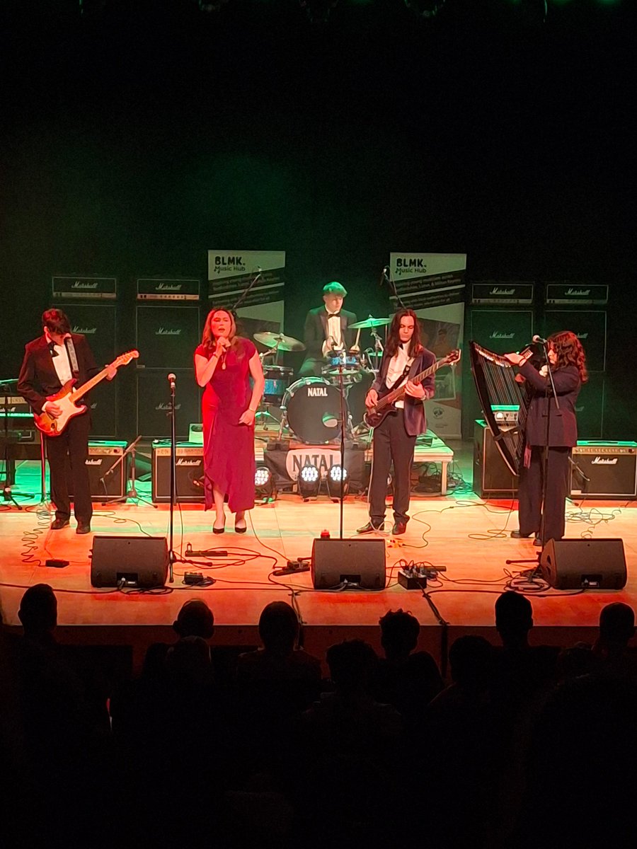 Bedford Modern (@bedfordmodern) on Twitter photo Yesterday 15 bands competed in BLMK’s Battle of the Bands at <a href="/StablesMK/">The Stables MK</a>. Evan, Charlie, Annabel, Rory and Harry - who together make up Edith Dog – placed second after two superb performances. A fantastic achievement as they were up against some excellent and exciting local bands. Yesterday 15 bands competed in BLMK’s Battle of the Bands at <a href="/StablesMK/">The Stables MK</a>. Evan, Charlie, Annabel, Rory and Harry - who together make up Edith Dog – placed second after two superb performances. A fantastic achievement as they were up against some excellent and exciting local bands.