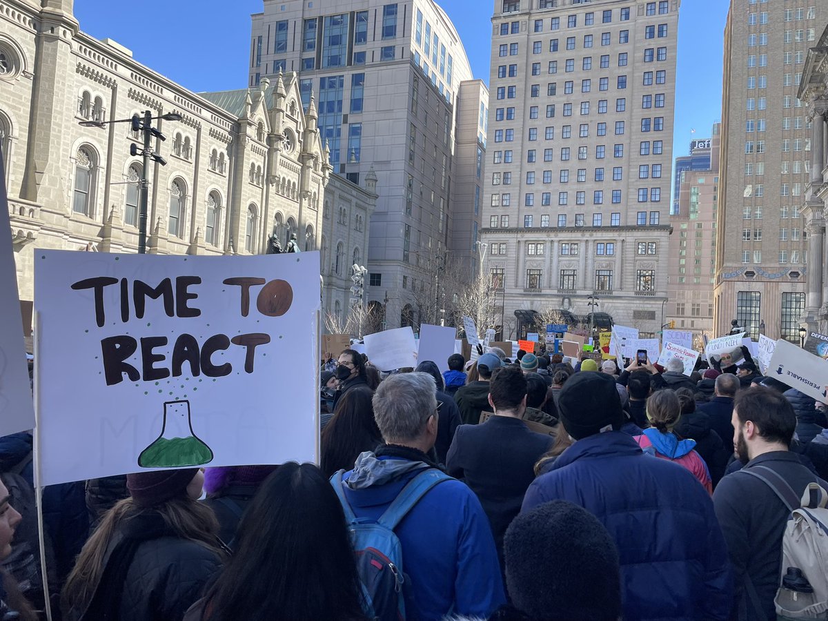 Courtney L Smith tweet media