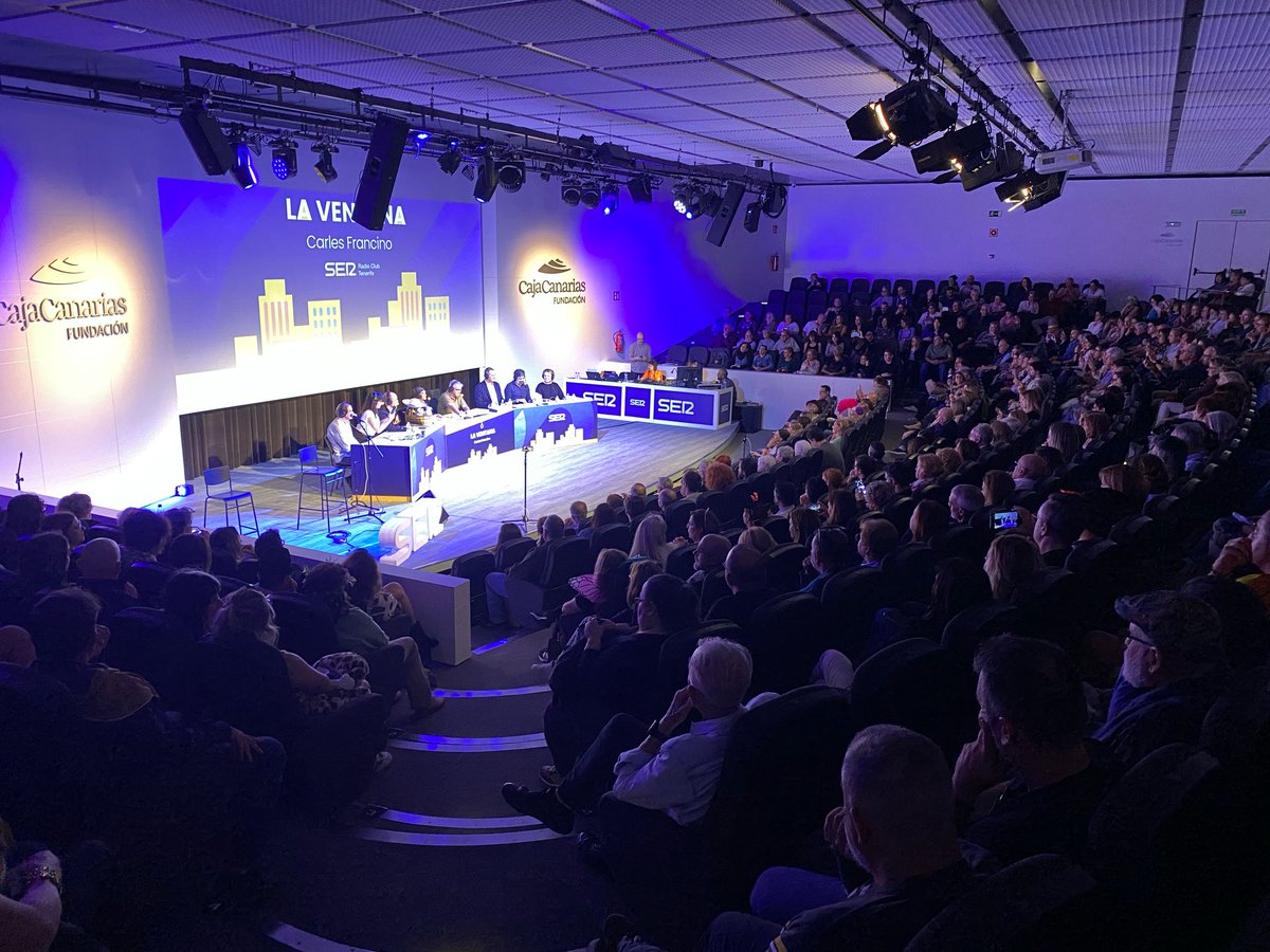 🖼️ Estamos disfrutando @LaVentana desde Santa Cruz de Tenerife con Carles Francino y todo el equipo