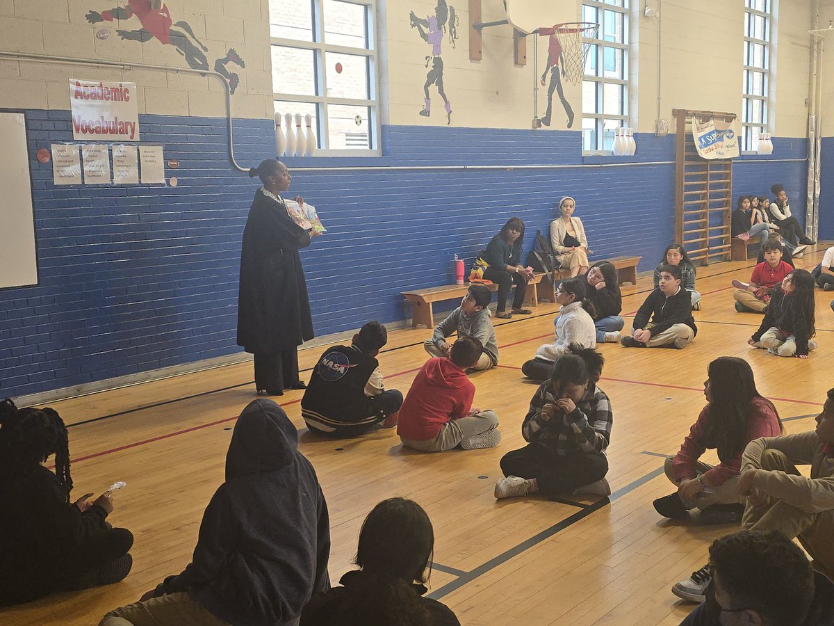 Brittany Hearne (@libraryanderson) on Twitter photo Today, we celebrated 100 years of Reading with <a href="/UnitedWay/">United Way</a> as we welcomed several guest readers from Beacon Hill and Judge Kelly who books from all the decades. The students were engaged and offered much discourse to our guest. <a href="/DISD_Libraries/">Dallas ISD Libraries</a> <a href="/TabathaRobb1/">Tabatha SustaitaRobb</a> <a href="/WMAndersonES/">William M. Anderson Elementary</a> Today, we celebrated 100 years of Reading with <a href="/UnitedWay/">United Way</a> as we welcomed several guest readers from Beacon Hill and Judge Kelly who books from all the decades. The students were engaged and offered much discourse to our guest. <a href="/DISD_Libraries/">Dallas ISD Libraries</a> <a href="/TabathaRobb1/">Tabatha SustaitaRobb</a> <a href="/WMAndersonES/">William M. Anderson Elementary</a>