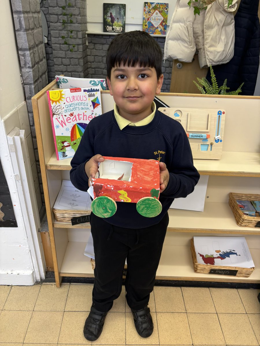 StPetersYear1's tweet photo. Year 1 are very proud of the moving vehicles they made in DT wow week! 🚌@StPeters_ArtDT https://t.co/PYASRz5z2o